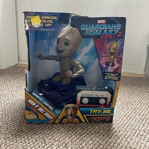 Marvel Guardians of the Galaxy Vol. 2 Dancing Groot Figure